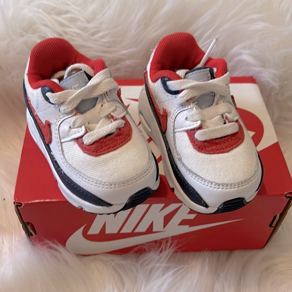 Baby Nike Air Max size 3